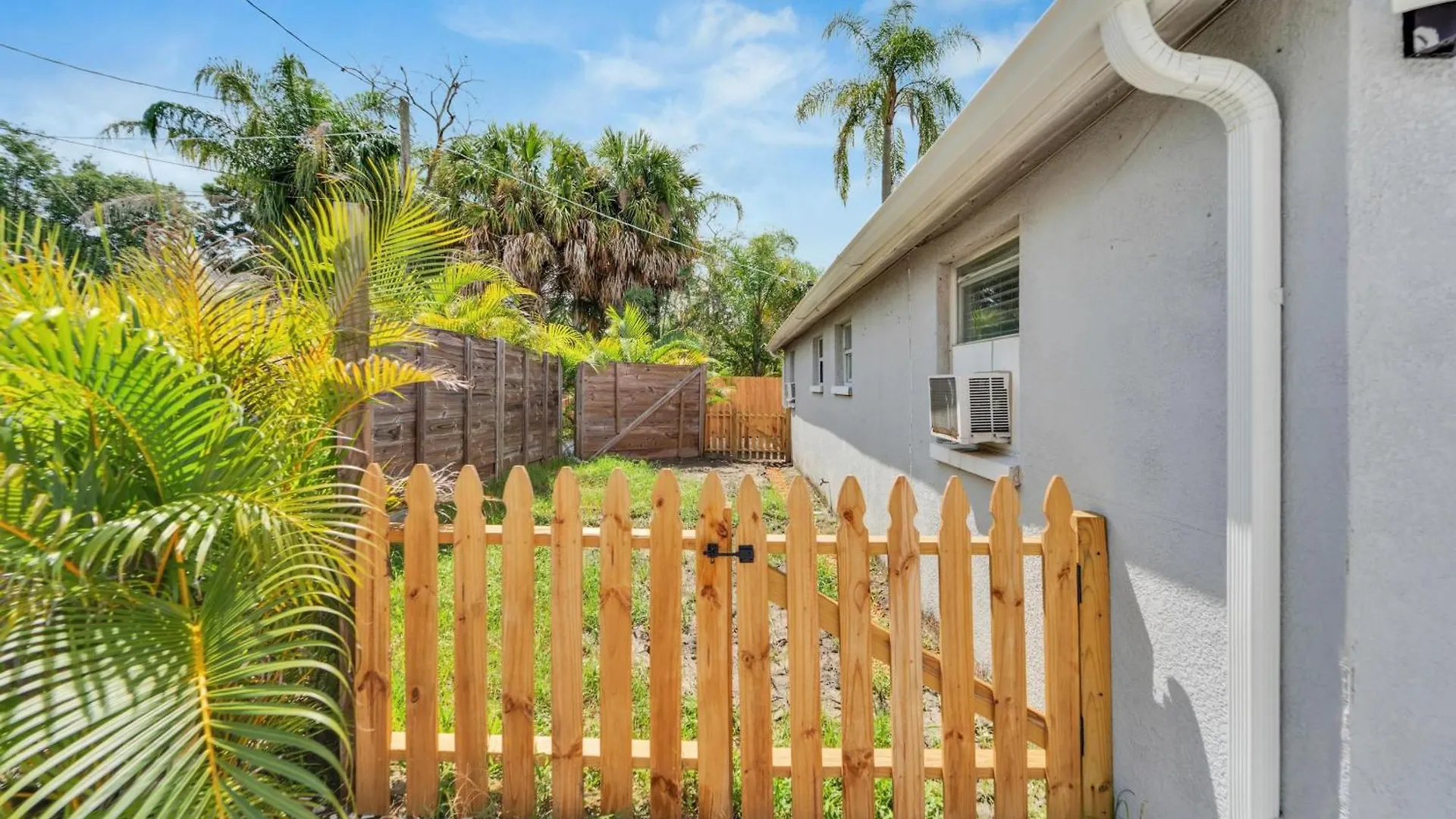 Holiday home 8818 Rocky Creek Drive Unit A Villa Tampa United States