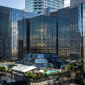 Hilton Downtown Отель