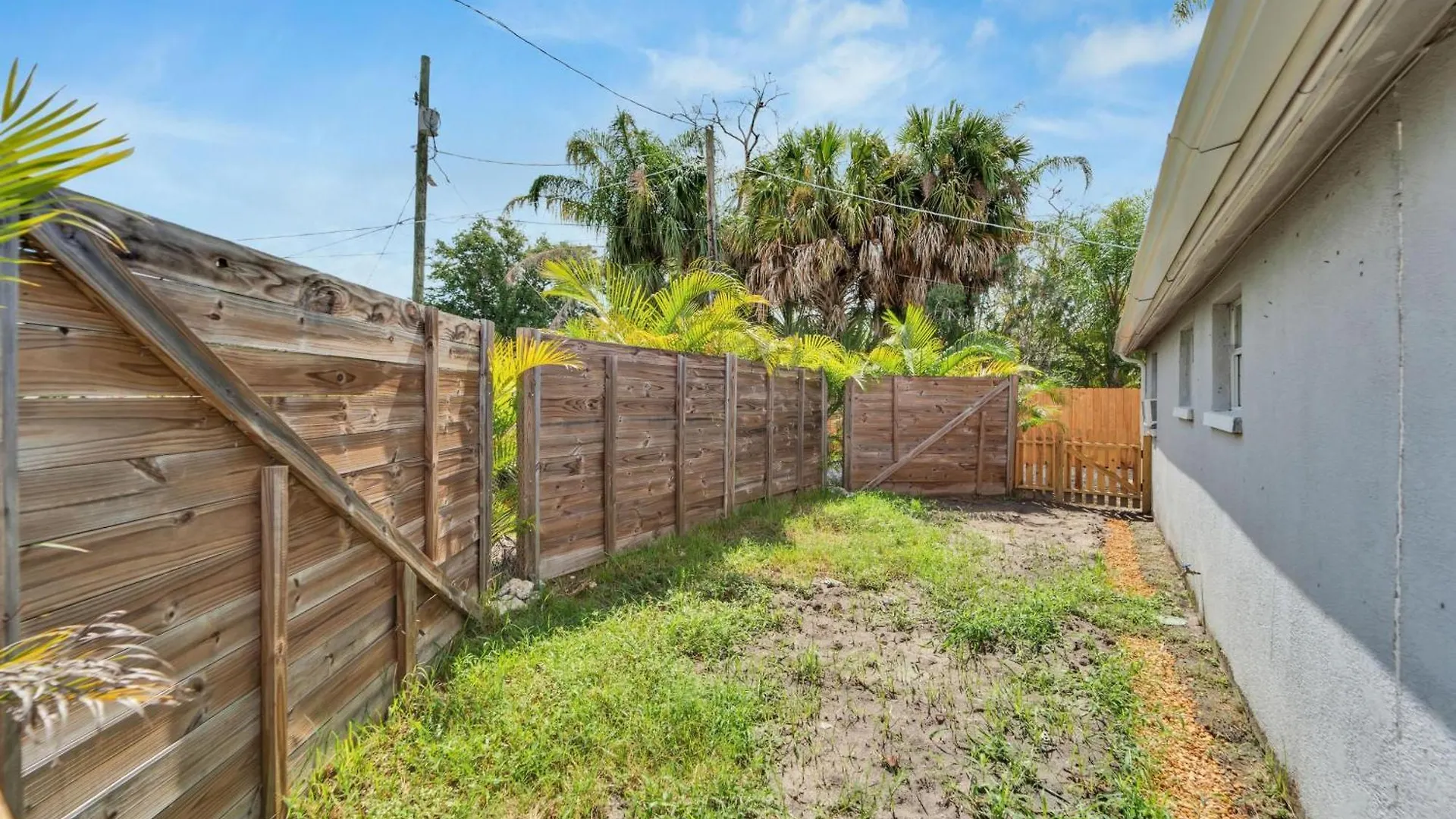 8818 Rocky Creek Drive Unit A Villa Tampa