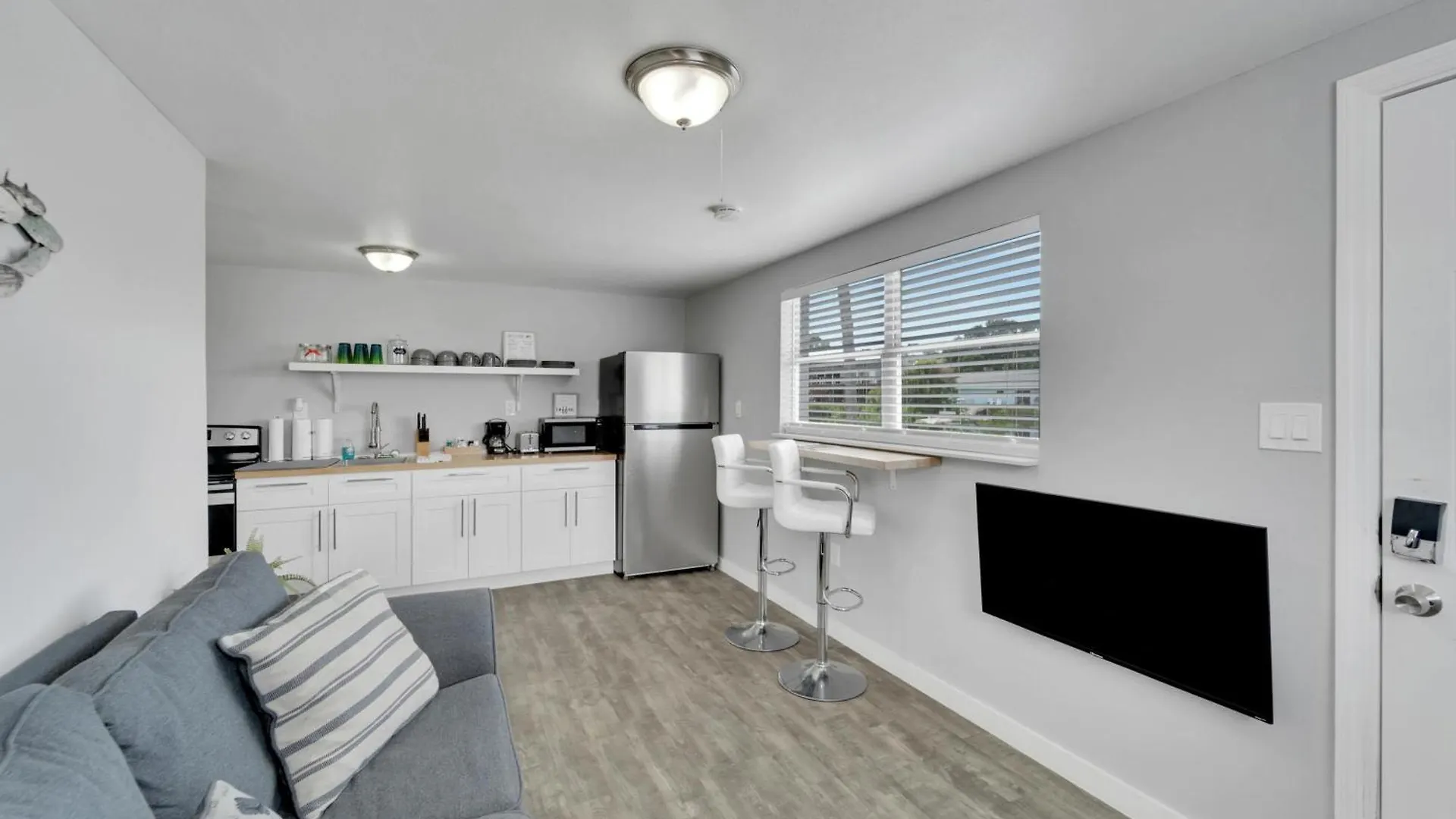 8818 Rocky Creek Drive Unit A Villa Tampa
